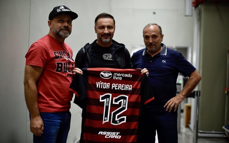 Novo técnico é recebido pelo técnico auxiliar Rui Quinta e o preparador físico Mário Monteiro