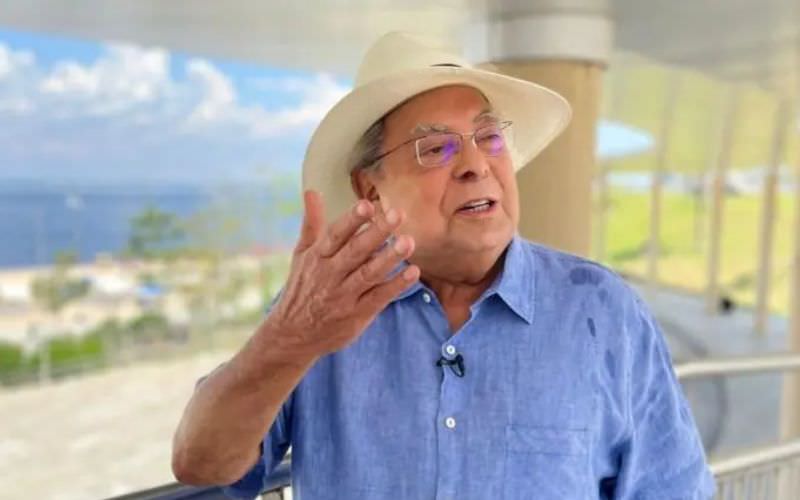 Missa marca um ano da morte do ex-governador Amazonino Mendes