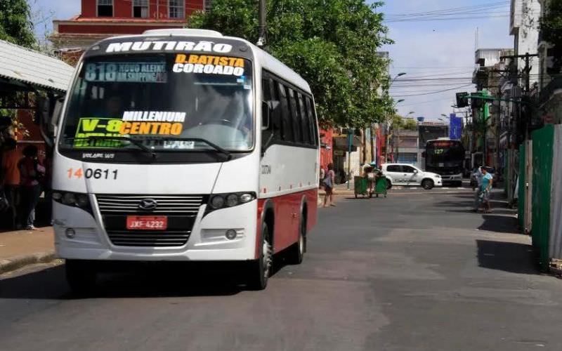 Em Manaus, motoristas de alternativo e executivo receberão auxílio-transporte