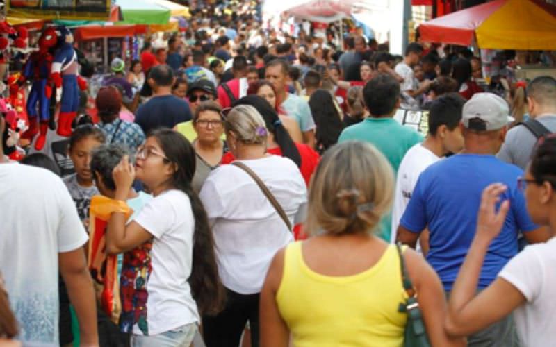 Natalidade e migração explicam o crescimento de Manaus, diz pesquisador