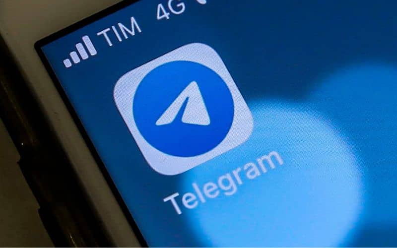 Telegram paga multa de R$ 1,2 milhão por não suspender conta de Nikolas Ferreira