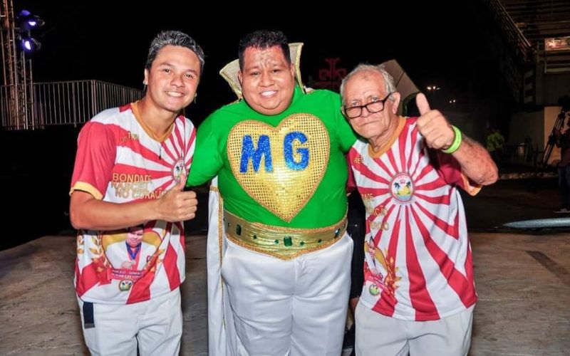 Escola de samba 'Império do Havaí' homenageia empresário Marcelo Generoso