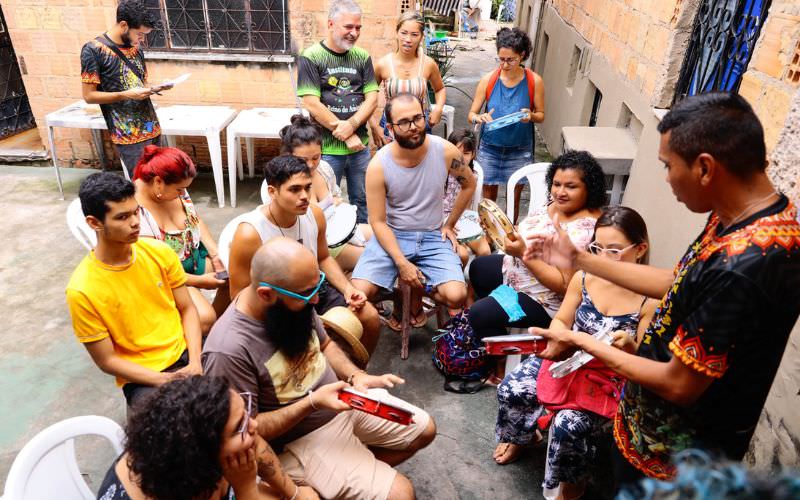 Quilombo do Barranco realiza oficina de samba raiz em Manaus
