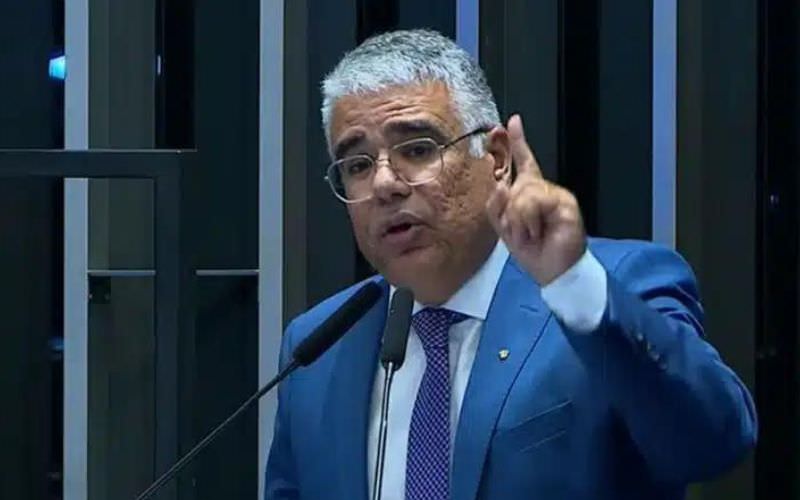 Girão desiste da disputa e presidência do Senado fica entre Pacheco e Marinho