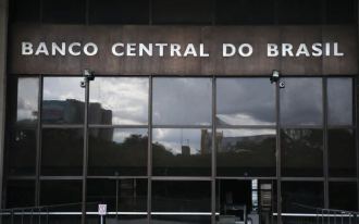 Governo federal autoriza 316 vagas em concursos da Receita Federal e do Banco Central