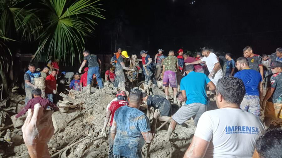 Deslizamento de terra deixa 8 mortos na zona Leste de Manaus