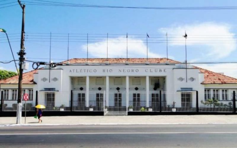 Rio Negro consegue retirar sede do clube de leilão após novo acordo