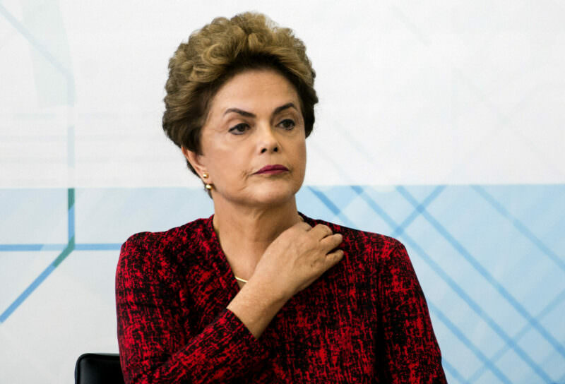 Maioria do Supremo decide manter direitos políticos de Dilma Roussef