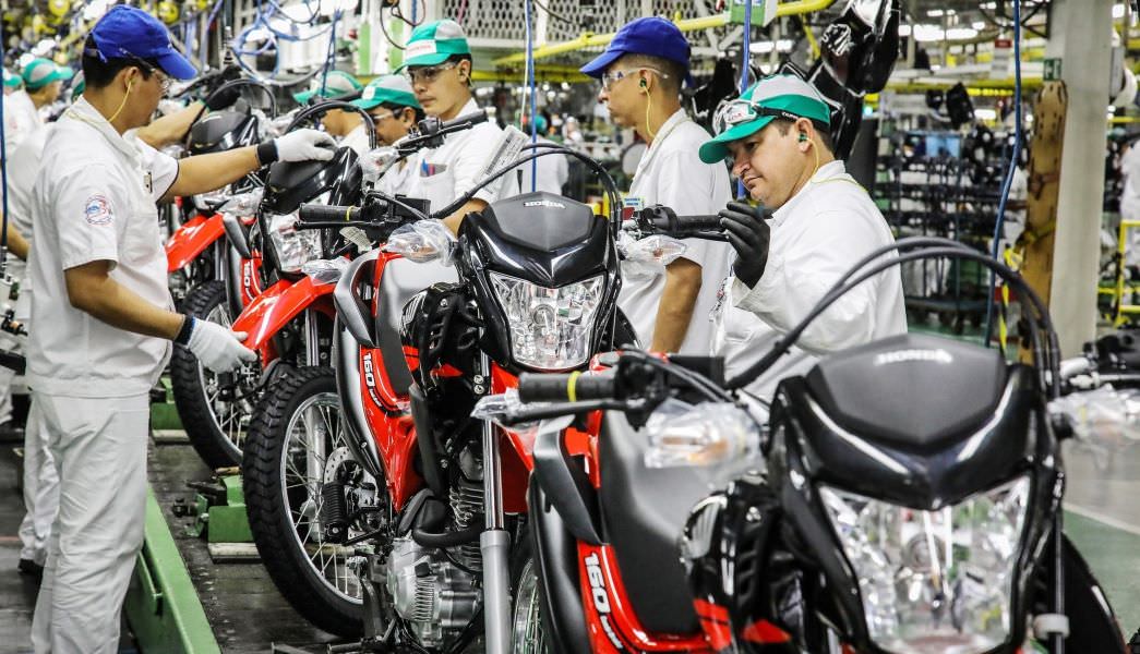 Honda mantém fabricação de motos na ZFM, mas monitora falta de suprimentos