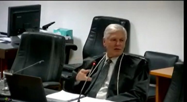 Em sessão da 2ª Câmara Criminal do Tribunal de Justiça do Paraná, na última quinta-feira (13), o desembargador Mário Helton Jorge afirmou que o estado “tem nível cultural superior ao Norte e ao Nordeste”
