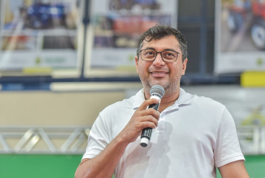 Wilson anuncia aula on-line para 'salvar' ano letivo de alunos no Amazonas