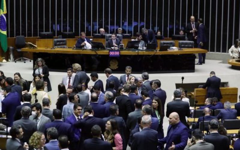 A Câmara dos Deputados pode votar nesta semana o marco temporal de demarcação de terras indígenas (PL 490/07) e a medida provisória que trata da estrutura do governo Lula (MP 1154/23)