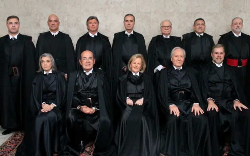 A Corte Suprema conta com 11 cadeiras, mas apenas 10 estão ocupadas depois que Ricardo Lewandowski antecipou a aposentadoria do magistério no dia 11 de abril deste ano (Foto: STF/Divulgação)