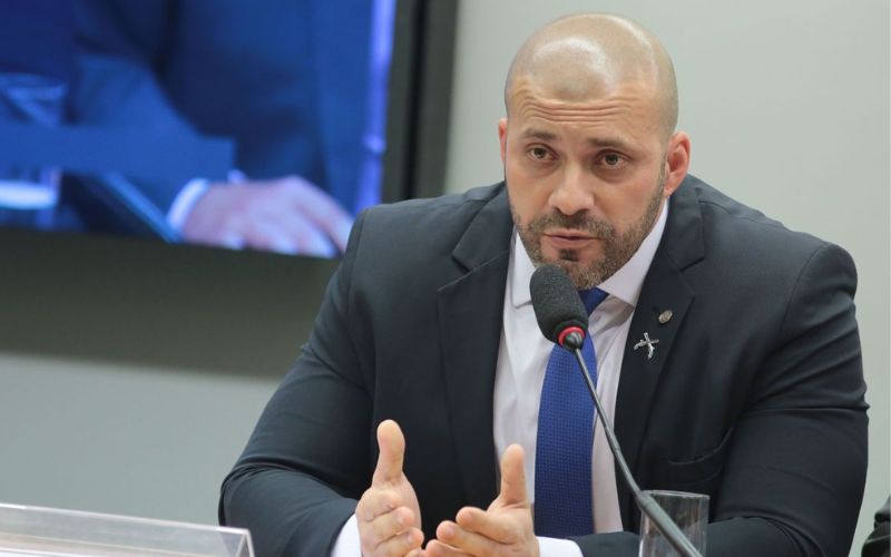 Por seis votos a dois, STF anula perdão presidencial a Daniel Silveira