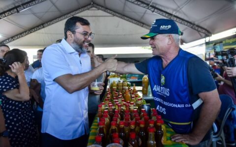 Feira de produtos regionais é inaugurada na Arena Amadeu Teixeira
