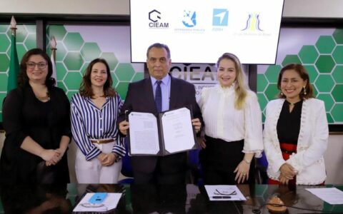 Convênio leva atendimentos jurídicos às trabalhadoras do polo industrial