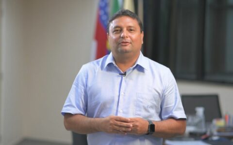 Caio André anuncia antecipação do 13º salário de servidores da CMM