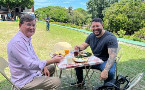 Presença de Carlos Almeida no PT gera desconforto entre filiados de esquerda