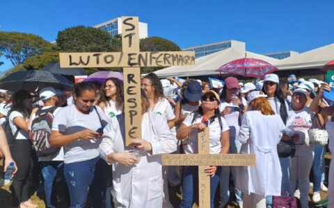 Em Brasília, Coren-AM cobra a efetivação da lei do piso salarial