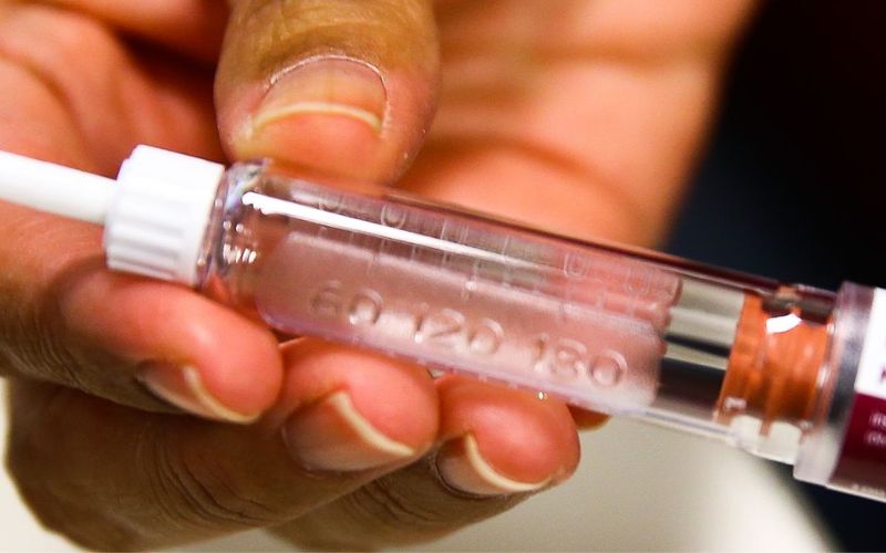 Governo Federal antecipa entrega de 400 mil doses de insulina de ação rápida