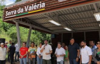 Em Parintins, Wilson entrega Serra da Valéria como novo atrativo turístico