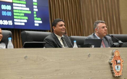 Avança na CMM projeto de Caio André que cria IPTU em braille