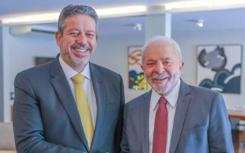 Centrão quer Ministério da Saúde; Lula avisa que 'de jeito nenhum'
