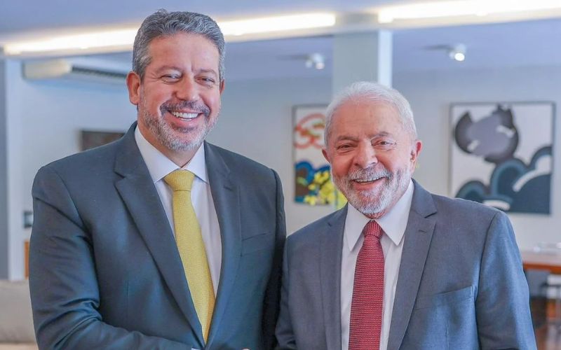 Centrão quer Ministério da Saúde; Lula avisa que ‘de jeito nenhum’