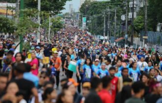 Em Manaus, Marcha para Jesus deixa política de lado e arrasta multidão