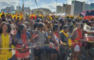 Indígenas mantêm a mobilização após nova paralisação de julgamento no STF