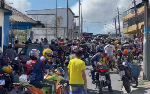 Ônibus são retirados de circulação por conta de protesto em Manaus