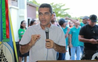 Em Manicoré, Lúcio Flávio vai gastar mais de R$1 milhão em cortinas