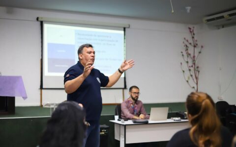 Profissionais de saúde trocam experiências sobre profilaxia contra o HIV