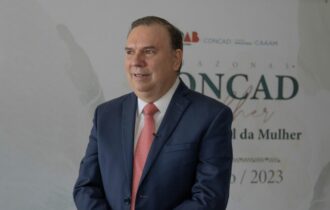 Advogado Jean Cleuter vai receber Medalha de Ouro Cidade de Manaus na CMM