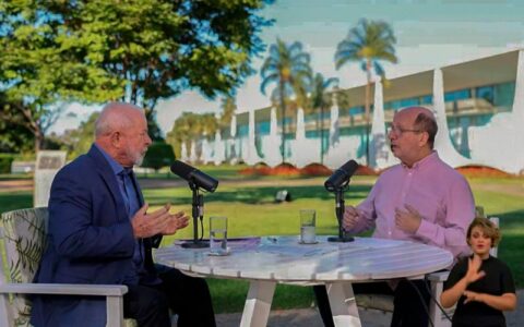 Lula quer conversar com papa sobre soluções para conflito na Ucrânia