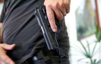 'Armas roubadas de vigilantes são usadas na guerra do tráfico'