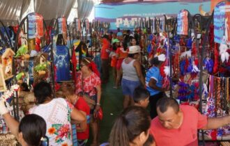 Feira de artesanato indígena gera mais de R$ 1 milhão em Parintins