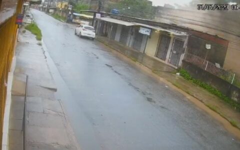 Vídeo: prédio desabada em Paulista, na região metropolitana do Recife