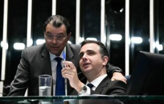 Pacheco confirma Eduardo Braga como relator da reforma tributária