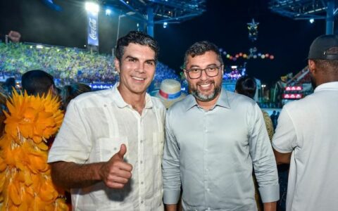 Convidado por Wilson Lima, Helder Barbalho participa do Festival de Parintins