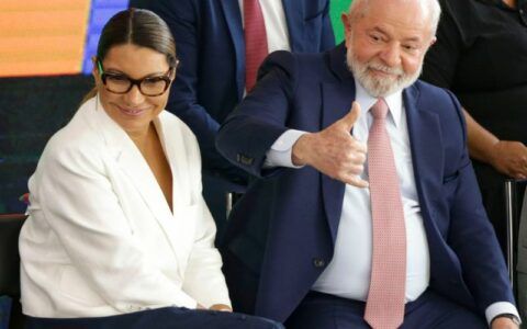 Lula embarca para a Bélgica para discutir cooperação com europeus