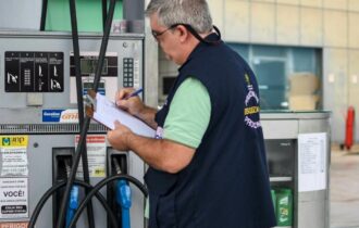 Procon detecta variações no preço da gasolina e no do Diesel S10 em Manaus