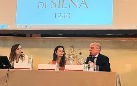 Érico Desterro palestra em Fórum Internacional de Direito na Itália
