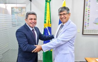 AM e Equador discutem retomada do projeto logístico Manta-Manaus