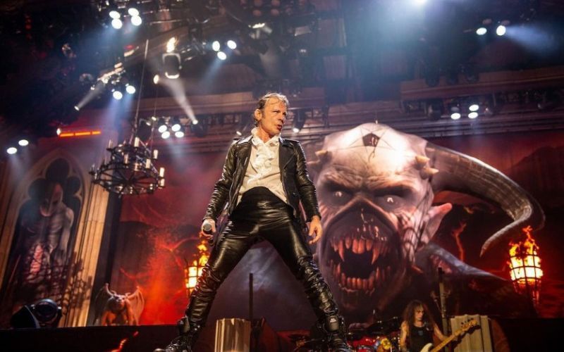 Wilson Lima anuncia vocalista de Iron Maiden em evento de tecnologia
