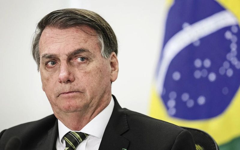 Divulgação de depósitos Pix de Bolsonaro é violação de sigilo, diz defesa