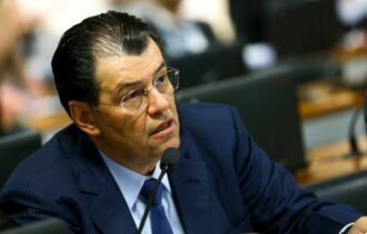 Eduardo Braga prometeu votação da Reforma Tributária até outubro
