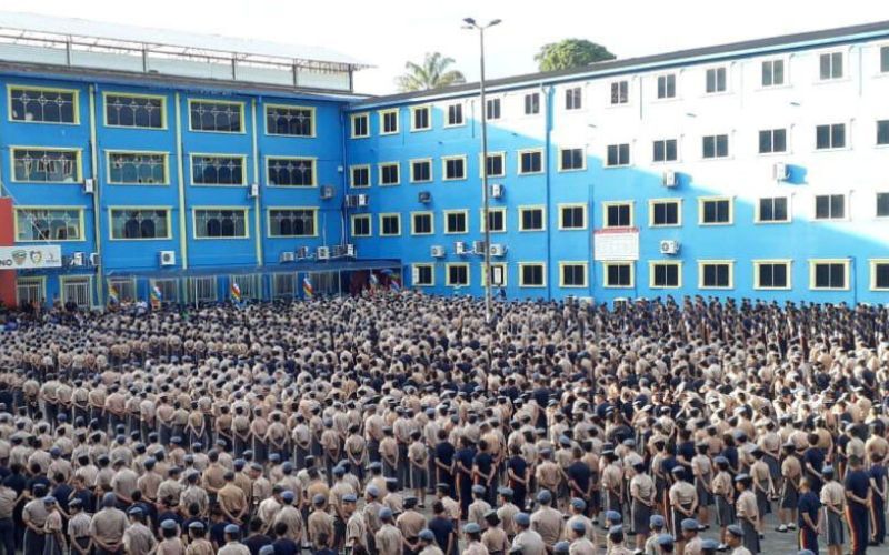 Modelo de escolas cívico-militares no AM irá continuar, diz Wilson Lima