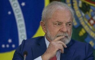 Lula fará infiltração no quadril em hospital de Brasília nesta quarta