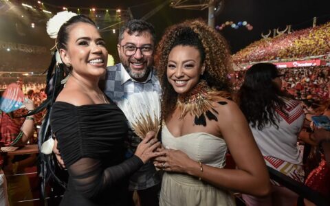Políticos do Amazonas tietam artistas e famosos no Festival de Parintins